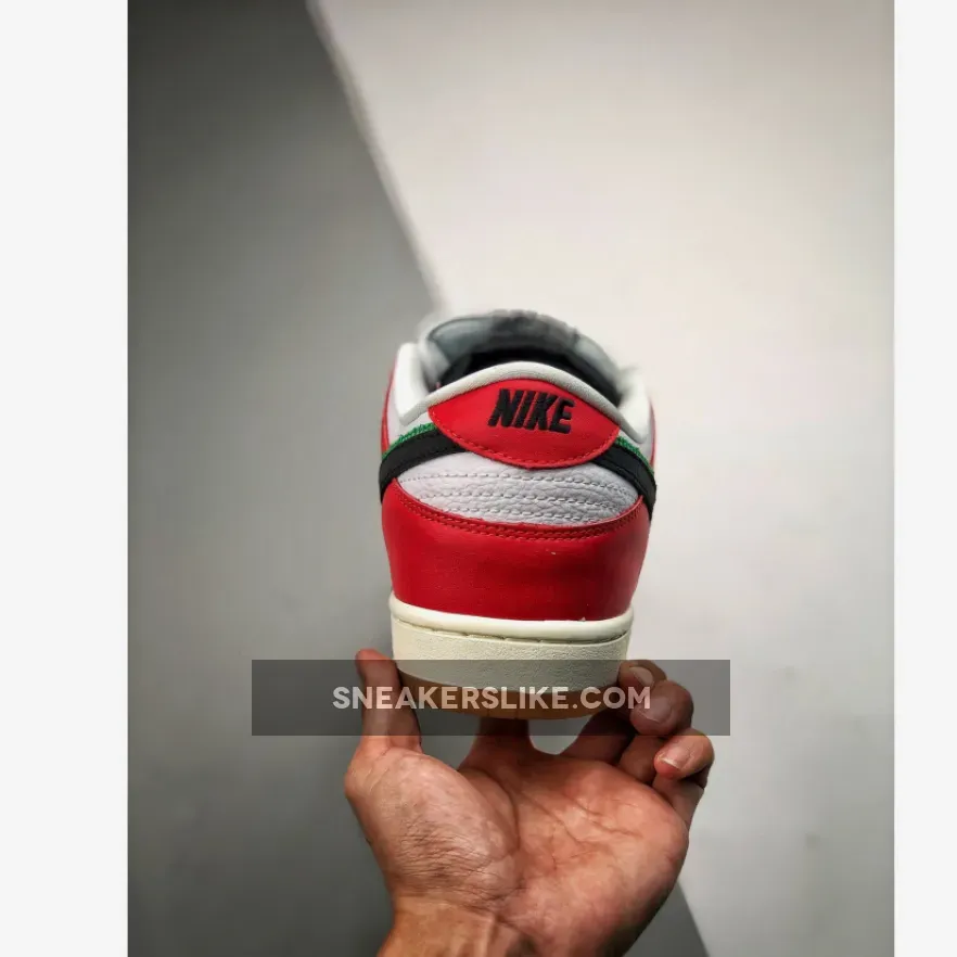 Frame Skate x Nike SB Dunk Low Habibi WMNS CT2550-600 - habibi dunks