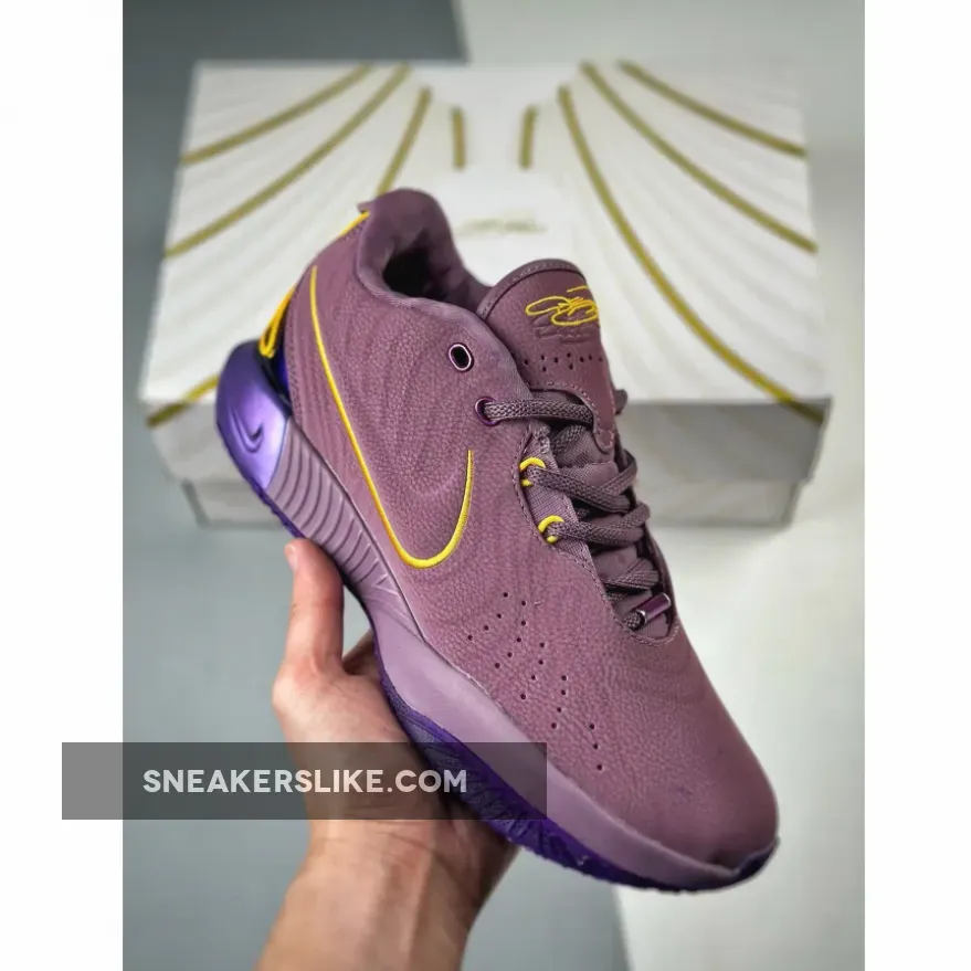 Nike LeBron 21 Violet Dust Lebron 21 Shoe FV2345-500