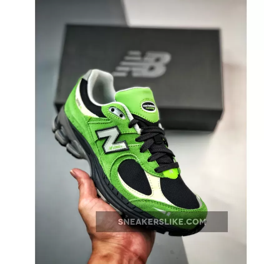 New Balance 2002R Ninja Green M2002RGZ 2002r Green