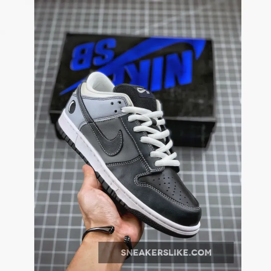 Nike SB Dunk Low Lunar Eclipse East 313170-001 #eclipse dunks