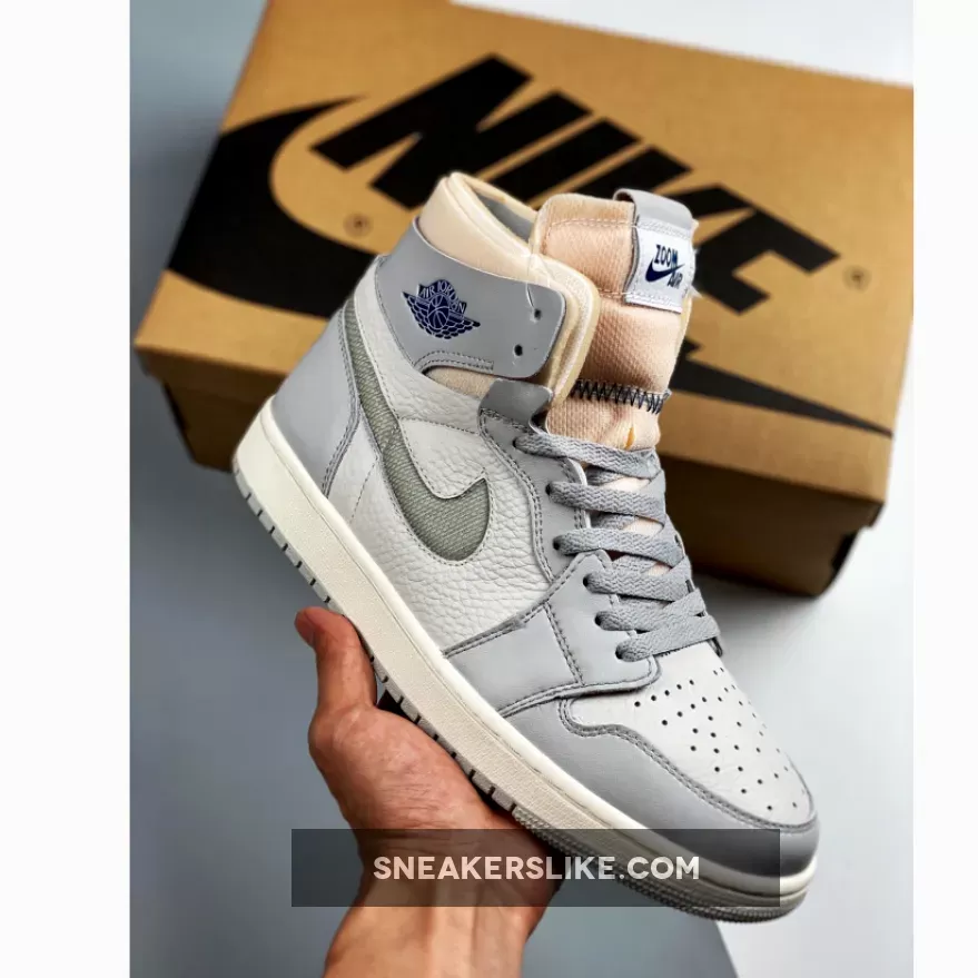 Air Jordan 1 Zoom CMFT 'London' Photon Dust/Light Smoke Grey-Grey Fog jordan 1 zoom london