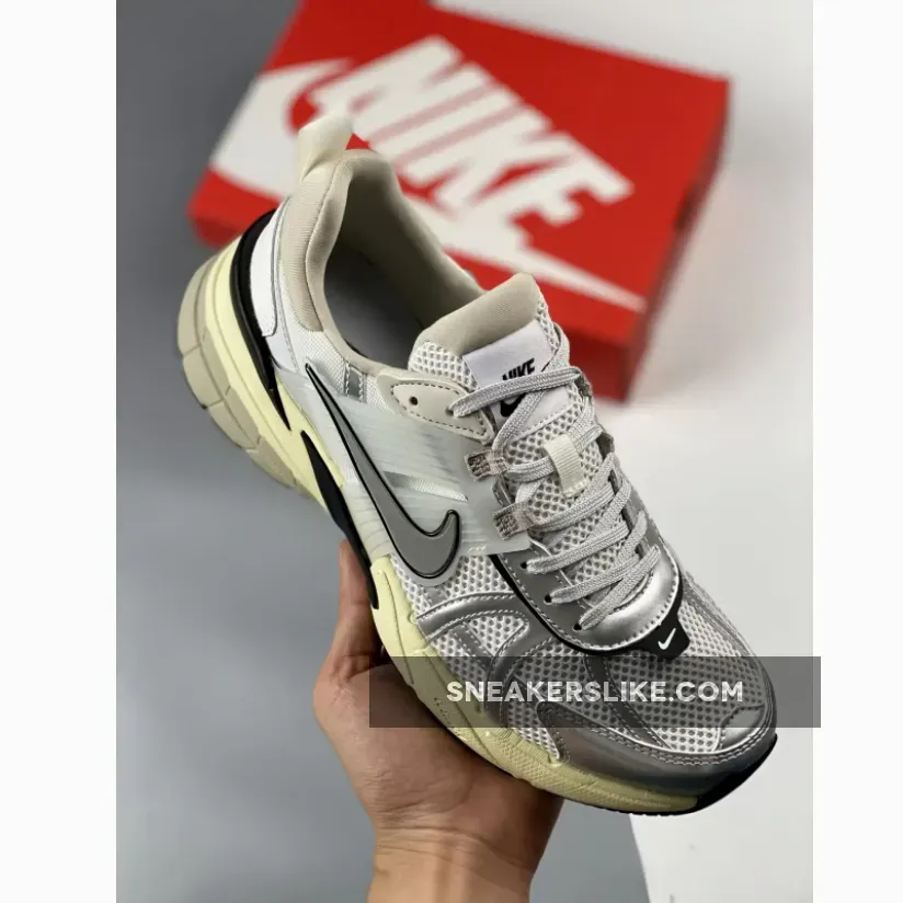 Nike Runtekk Summit White/Metallic Silver-Pure Platinum FD0736-100 New Releases