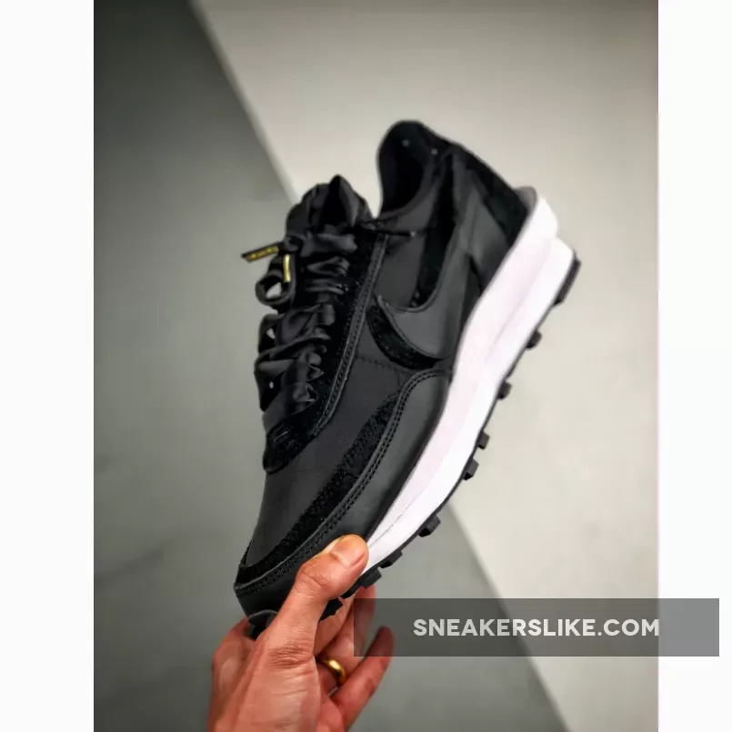 Sacai X Nike LDWaffle Black Nylon BV0073-002 Outlet