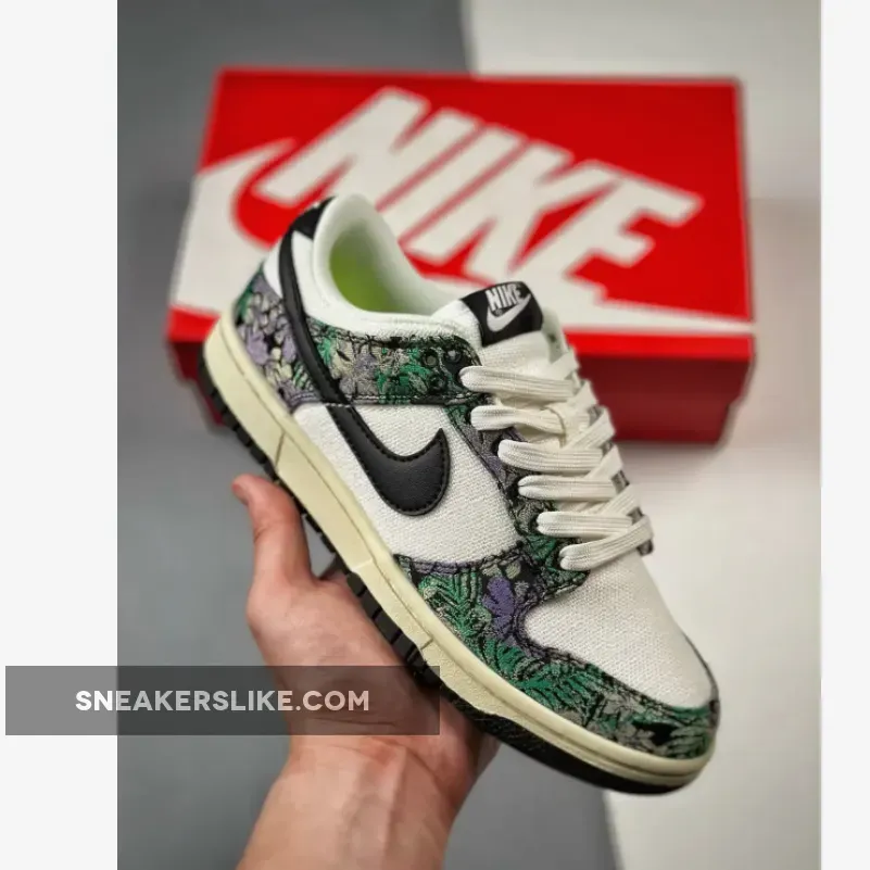 Nike Tapestry Nike Dunk Low Next Nature Floral Tapestry FN7105-030