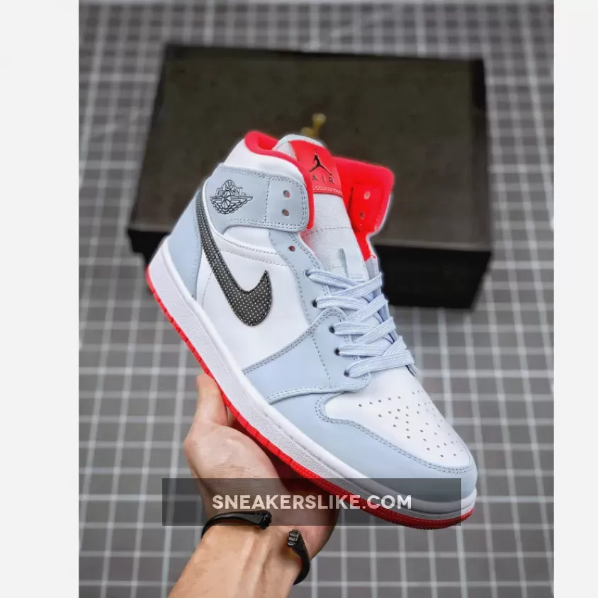 Air Jordan 1 Mid Half Blue/Black-White / air jordan half