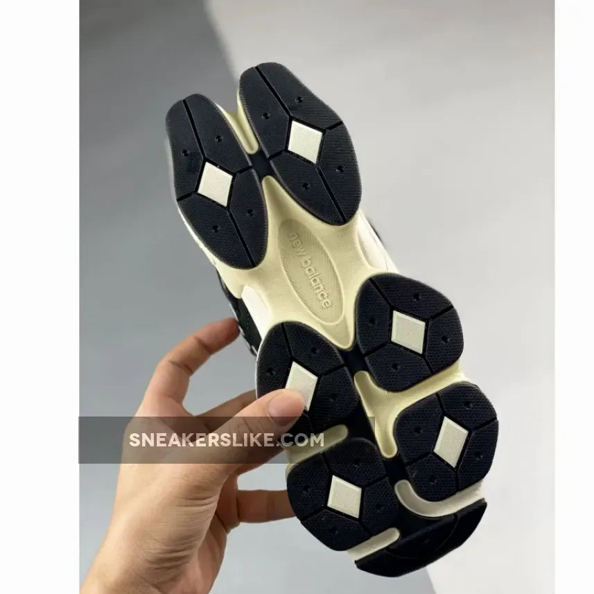 Black And White New Balance - New Balance 9060 Black White U9060AAA