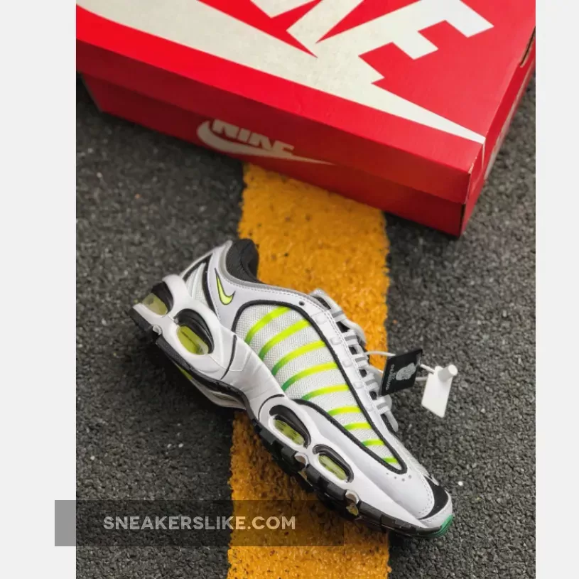 Nike Air Max Tailwind 4 White/Volt-Black-Aloe Verde AQ2567-100 Online