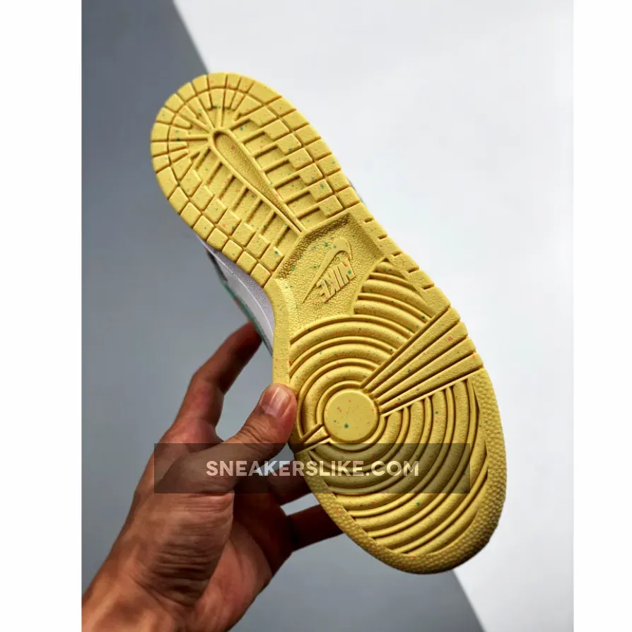 Nike Dunk Low SE 'Easter' White/Green Glow-Sunset Pulse Nike Candy Dunk