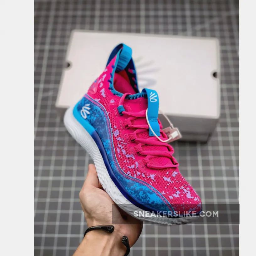 Curry Flow 8 ‘Birthday’ Red Blue White Restock