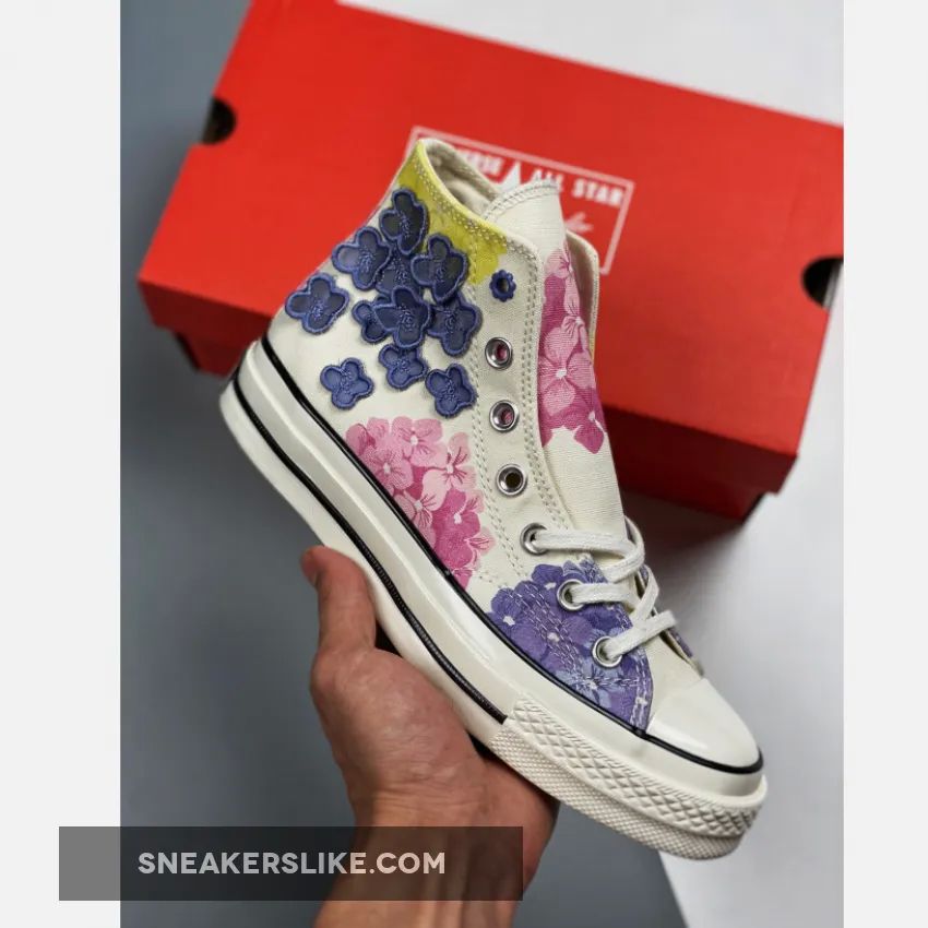 Converse Chuck 70 High ‘Floral’ Beige/Yellow/Purple Canvas Restock