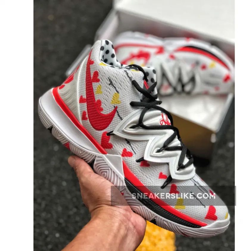 Sneaker Room x Nike Kyrie 5 'I Love You Mom' White 'i love you mom kyrie'