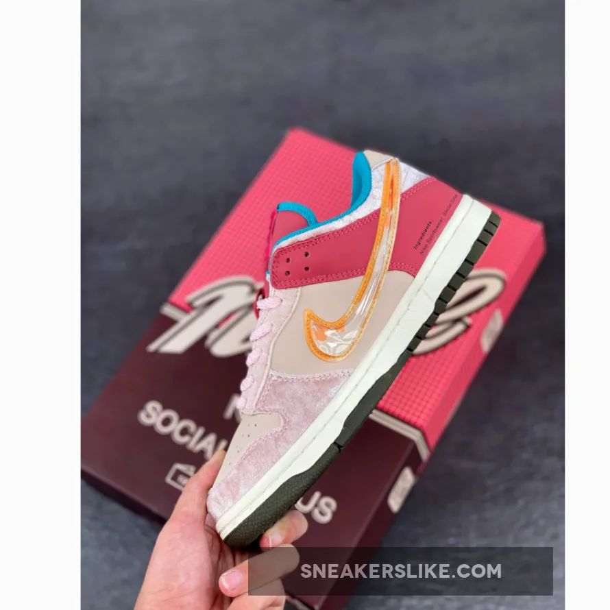 Social Status x Nike Dunk Low 'Strawberry Milk' 'strawberry milk dunk