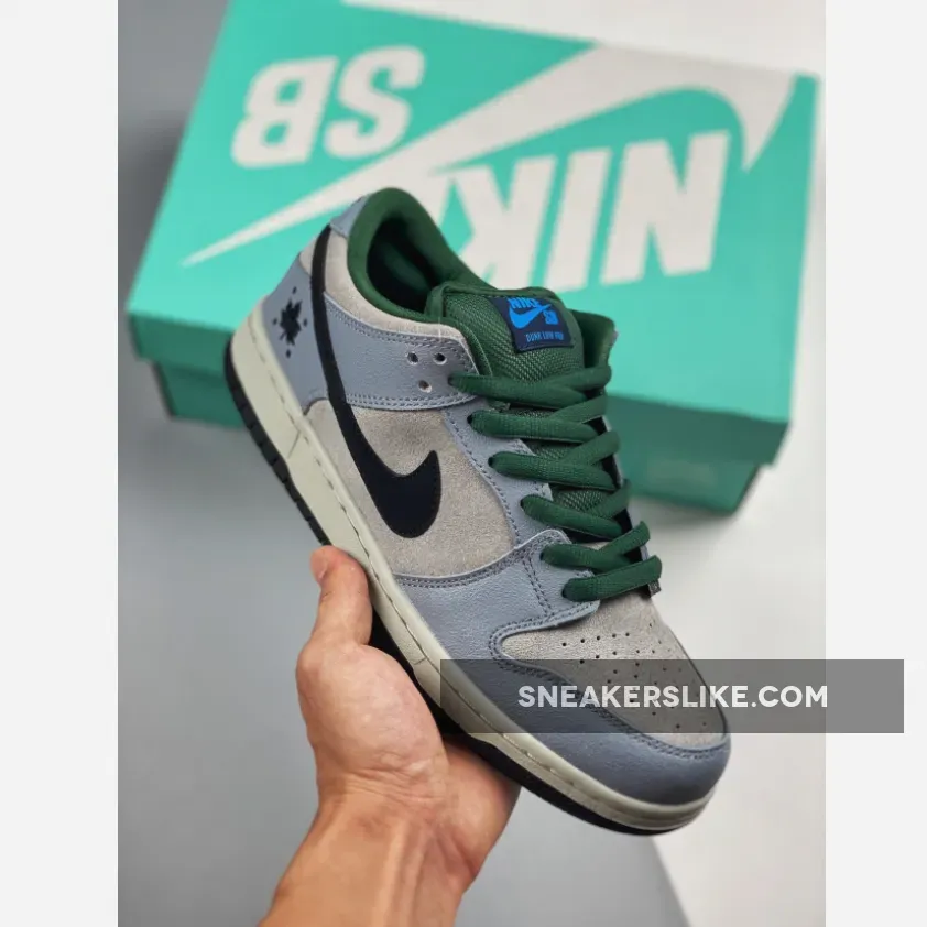 Nike Dunk Low Premium SB Maple Leaf / leaf central park dunks