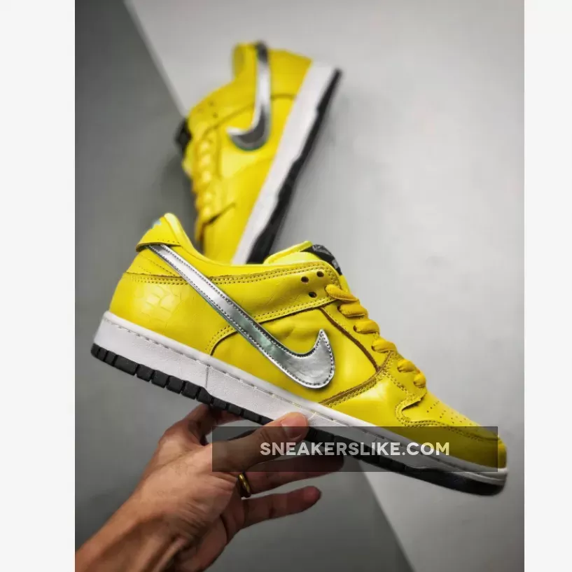 Diamond Supply Co. X Nike SB Dunk Low Yellow To Buy