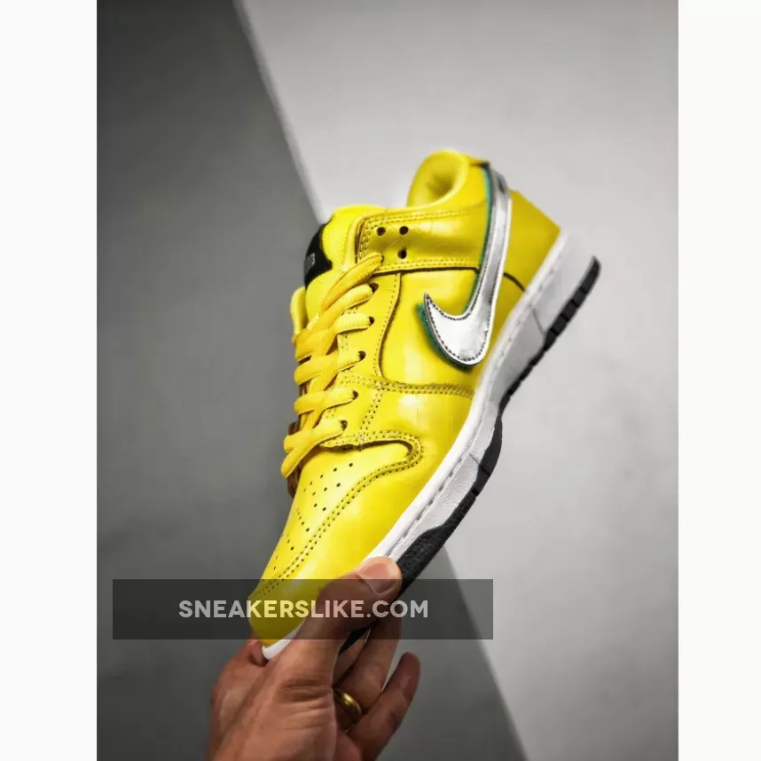 Diamond Supply Co. X Nike SB Dunk Low Yellow To Buy