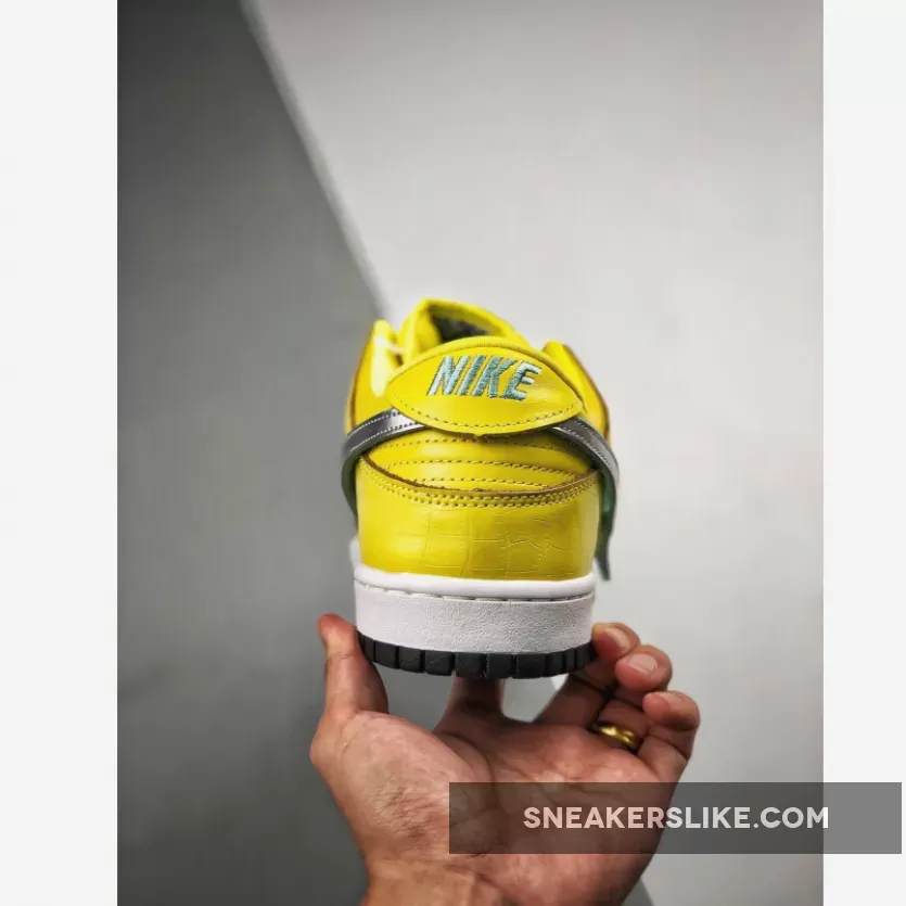Diamond Supply Co. X Nike SB Dunk Low Yellow To Buy