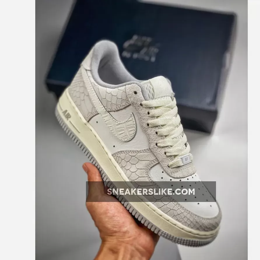 Nike Air Force 1 Low 'Snakeskin' White 1874932 Brand New