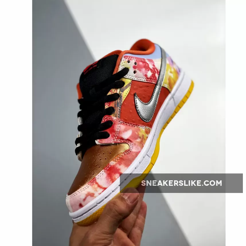 Nike SB Dunk Low Street Hawker CV1628-800 / cny dunk