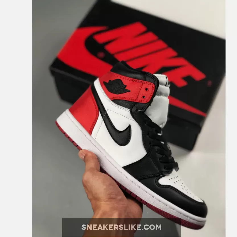 Air Jordan 1 Retro High 'Satin Black Toe' AJ1 White-Varsity Red / satin jordans
