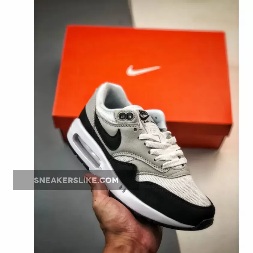 Golf Joggers Nike / Nike Air Max 1 '86 OG Golf White Black DV1403-110