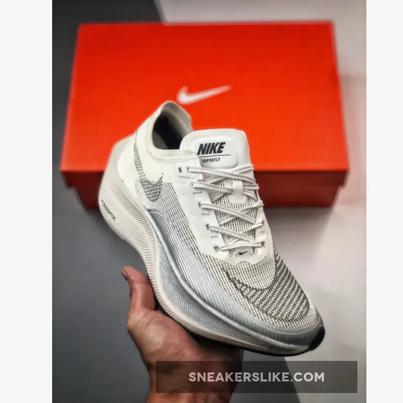 Nike ZoomX VaporFly NEXT% 2 White/Black CU4111-100