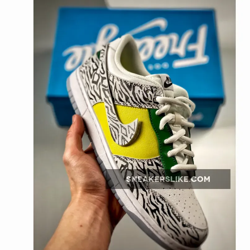 Nike Dunk Low Doernbecher WMNS DR7305-100 / zoe nike dunk low