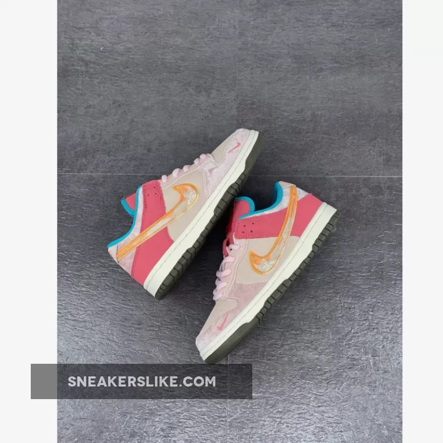 dunk low strawberry milk