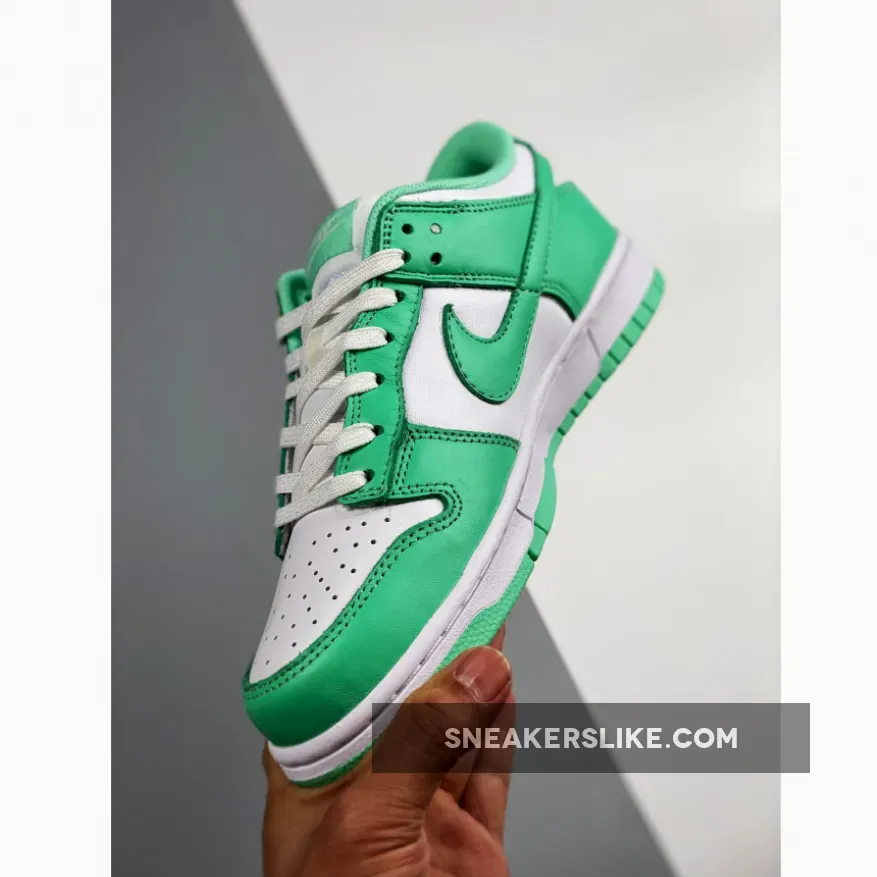 Wmns Nike Dunk Low Green Glow / nike green glow dunk