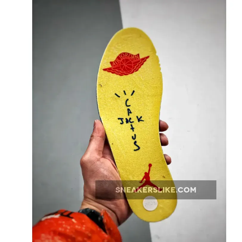 Travis Scott x Air Jordan 1 Low OG Canary/Racer Blue-Gum Travis Scott x Air Jordan 1 Low OG Canary/Racer Blue-Gum