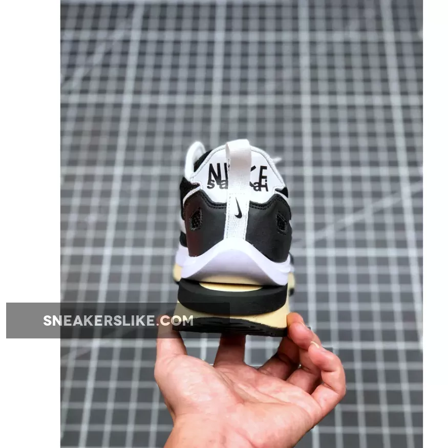 Sacai X Nike Pegasus VaporFly SP Black/White-Pure Platinum Online