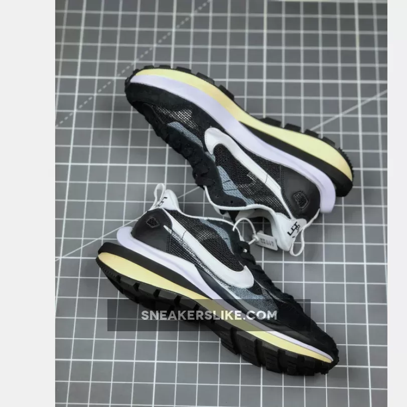 Sacai X Nike Pegasus VaporFly SP Black/White-Pure Platinum Online