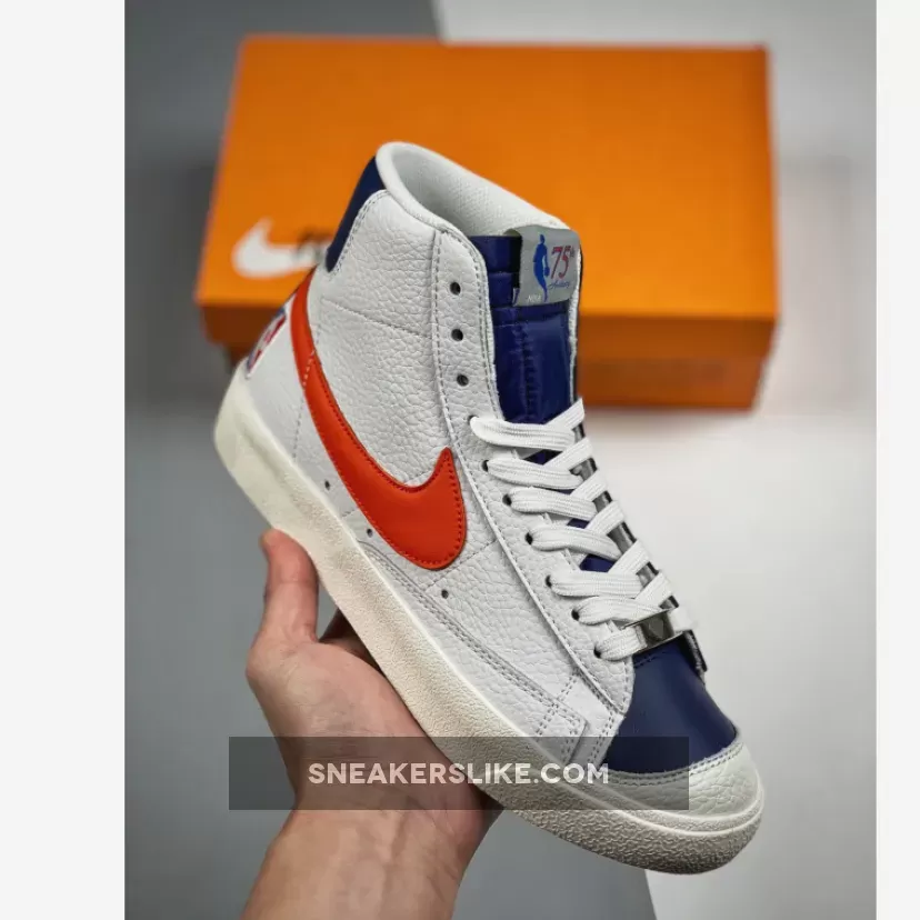 NBA x Nike Blazer Mid 77 EMB Knicks DD8025-100 / nike blazer mid 77 nba