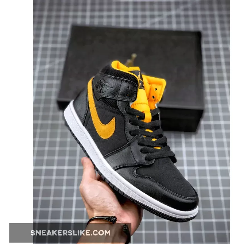 Jordan 1 Mid SE Black Gold CI9352-001 air jordan 1 mid 'black university gold