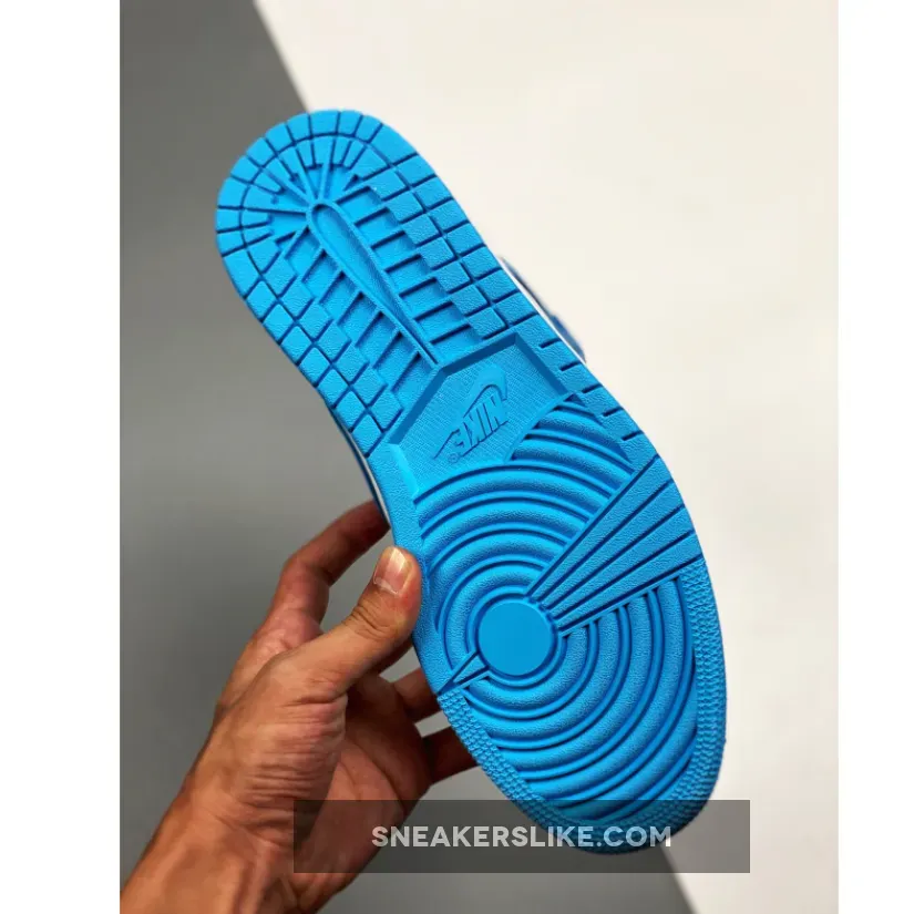 Air Jordan 1 Retro High OG 'UNC' White/Light Powder Blue #jordan 1 light blue and white