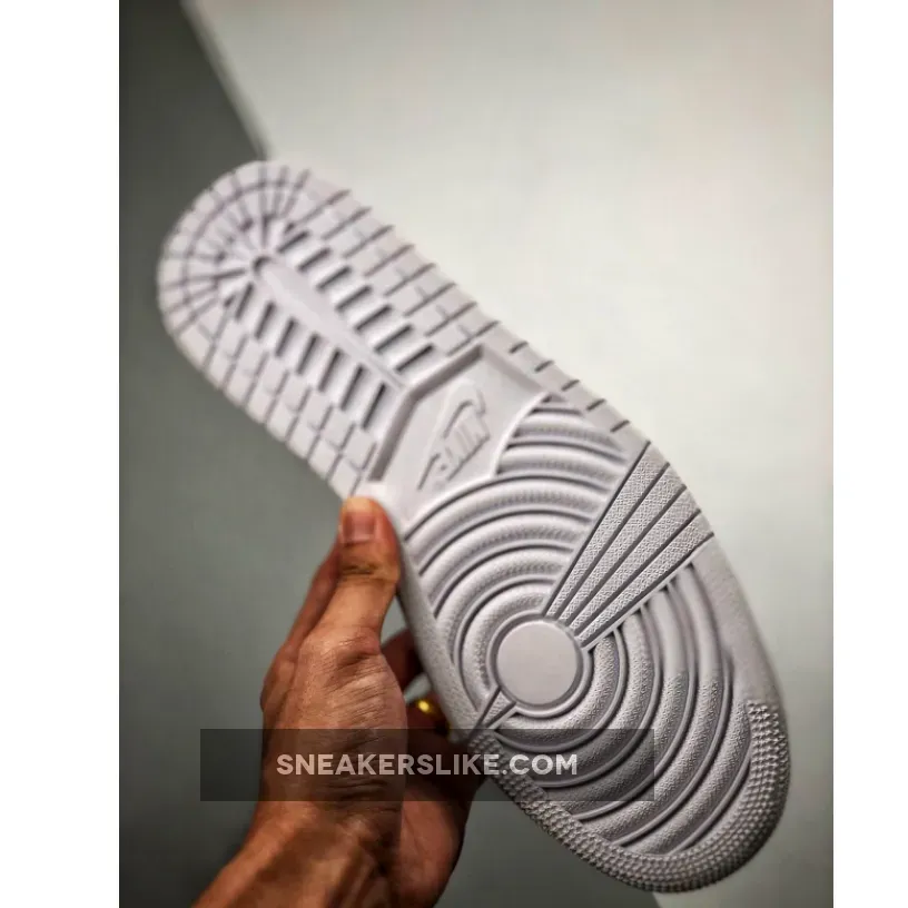 Air Jordan 1 Low Triple White 553558-112