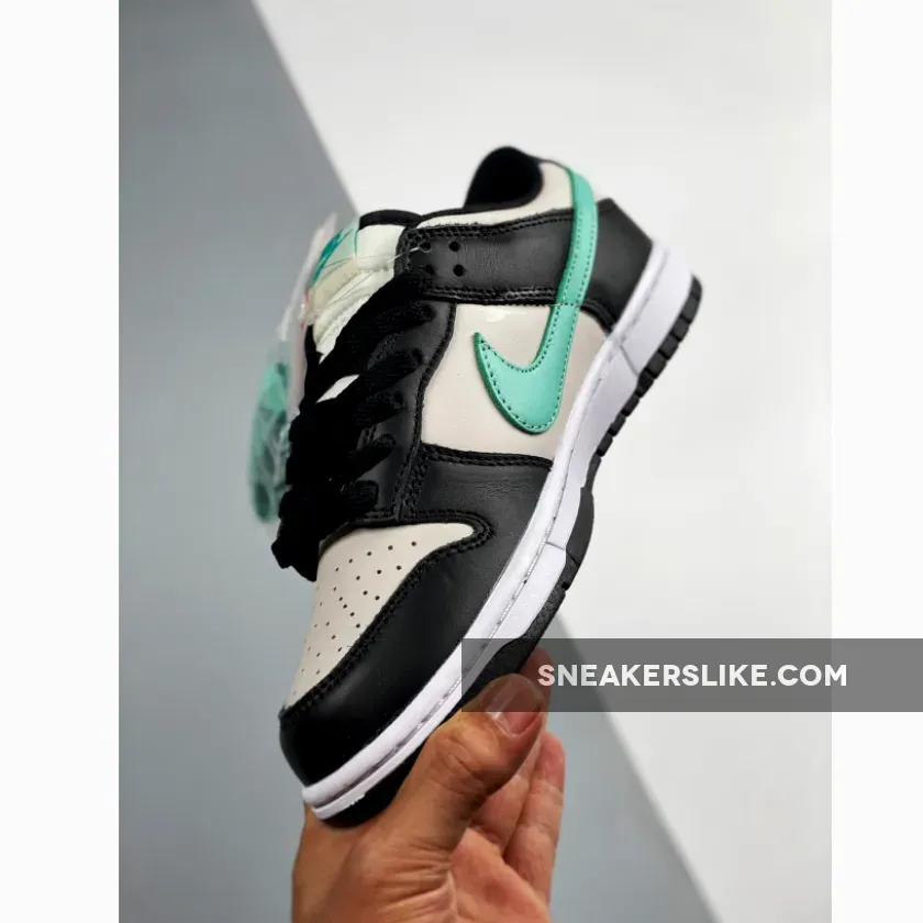 Nike Dunk Low 'Tropical Twist' / Nike Dunks Tiffany