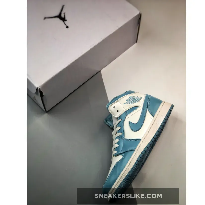 Air Jordan 1 Mid 'UNC' University Blue/White / women's jordan university blue