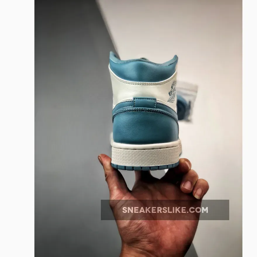 Air Jordan 1 Mid 'UNC' University Blue/White / women's jordan university blue