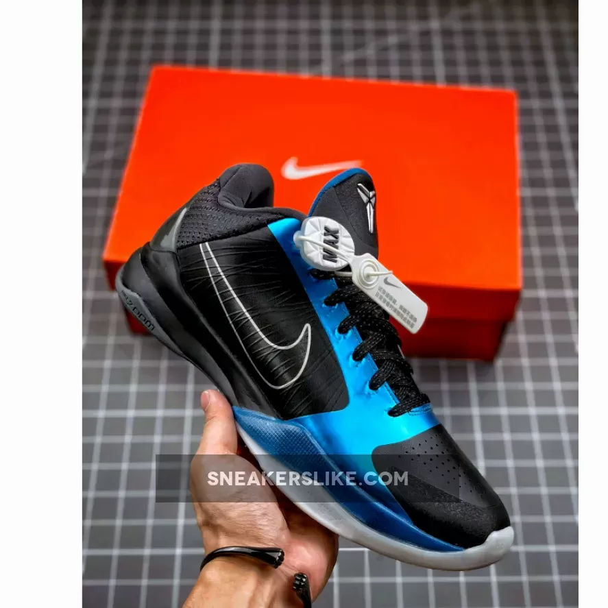 Nike Zoom Kobe 5 'Dark Knight' Black/Black-Dark Grey-Blue / kobe 5 blue