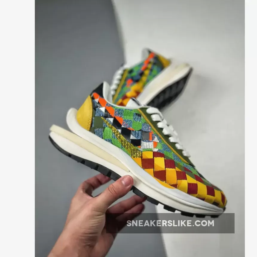sacai x Nike LDVaporwaffle Mix Low Green Gusto DR5209-300
