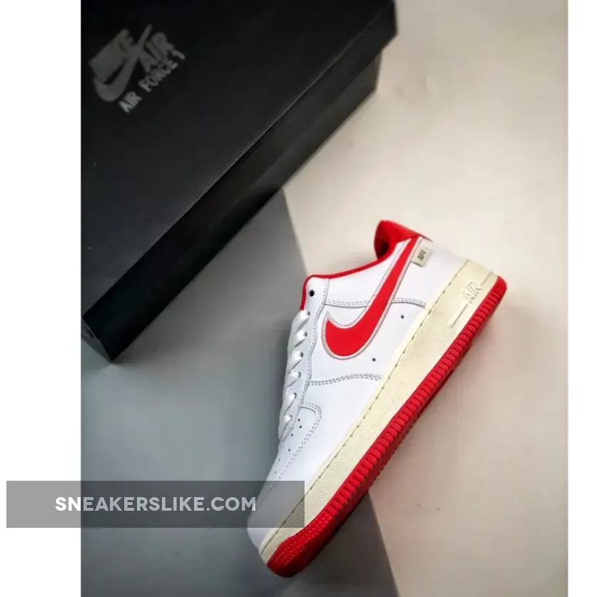 White Nike Uptowns Nike Air Force 1 Low White Red Sail FV0392-101