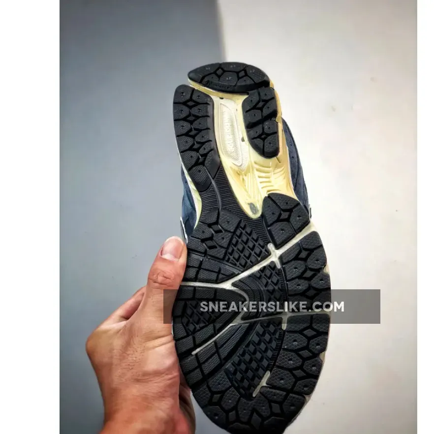 New Balance 2002r Grey Castlerock - New Balance 2002R Eclipse/Castlerock/Silver Metallic M2002RCA