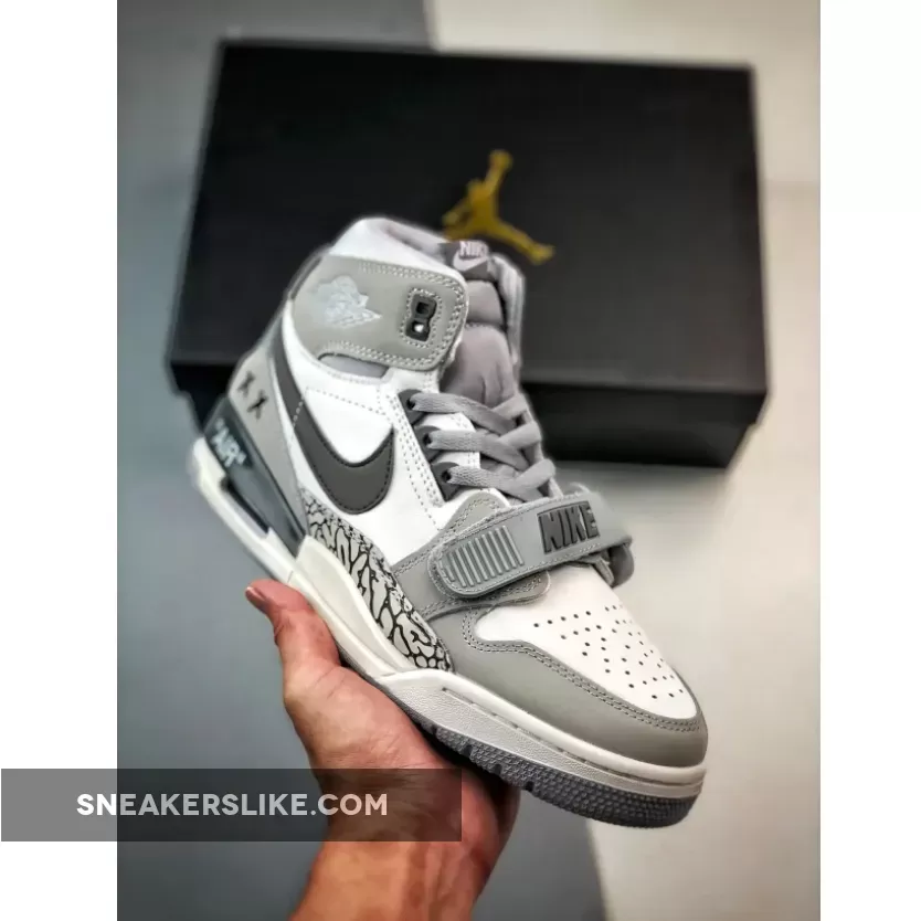 Restock Kaws X Jordan Legacy 312 White Black Grey SN-851389463