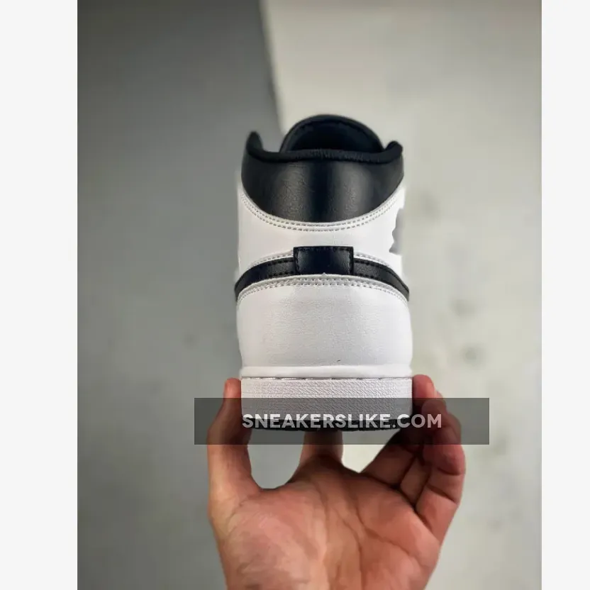 Air Jordan 1 Mid Stromtrooper White/Black Air Jordan 1 Mid Stromtrooper White/Black