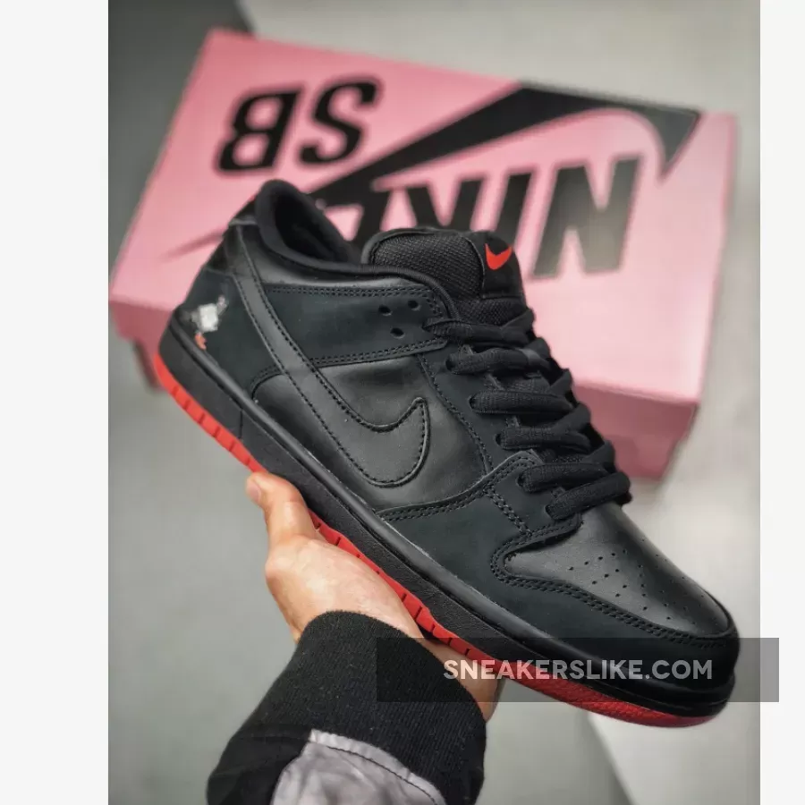 Nike SB Dunk Low Pro Black Pigeon / jeff staple x dunk low pro sb 'black pigeon'