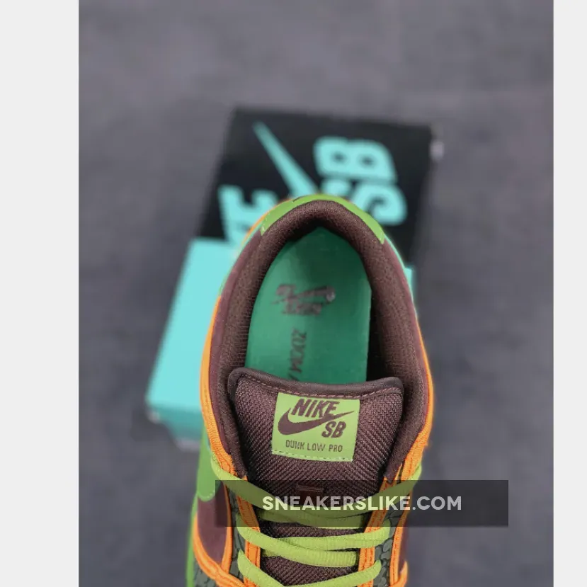 Nike SB Dunk Low 'De La Soul' 789841-332 de la soul dunk low