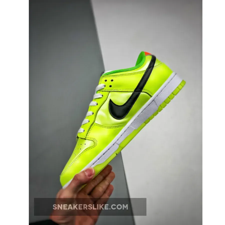 Nike Dunk Low 'Glow in the Dark' Venom Green/Black-Glow FJ4610-702 / paul george glow in the dark dunk