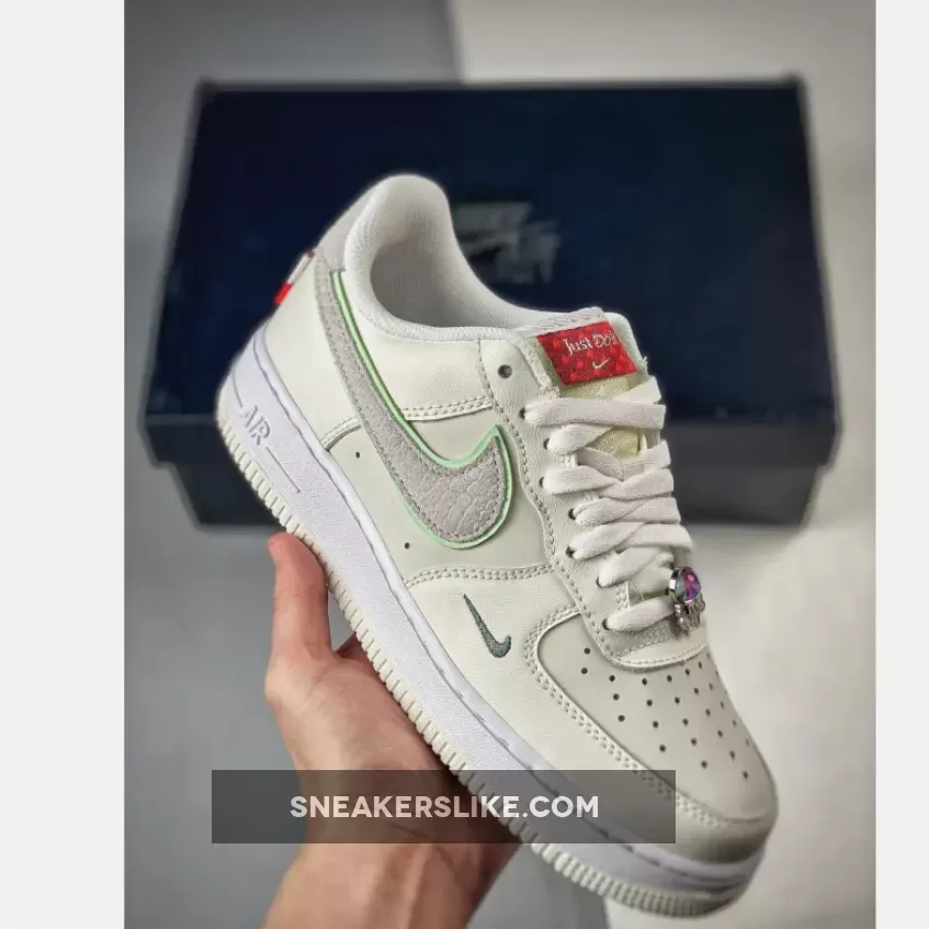 Nike Air Force 1 Low "Year Of The Dragon" Sail FZ5052-131