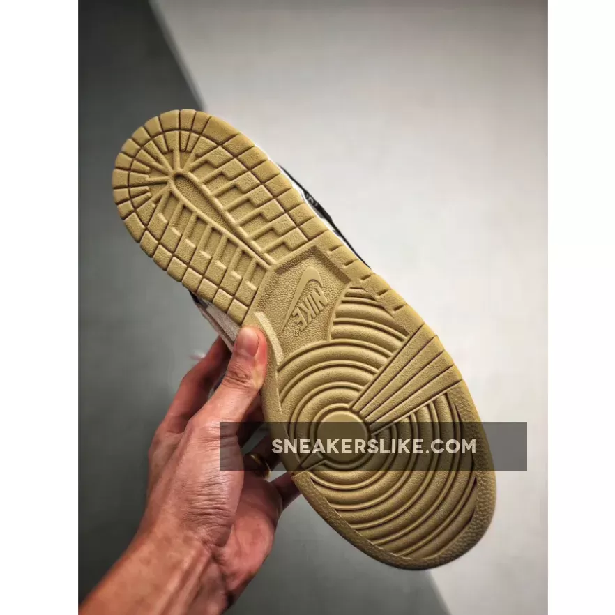 Travis Scott x Nike SB Dunk Low Black/Parachute Beige-Petra Brown - travis scott dunks low
