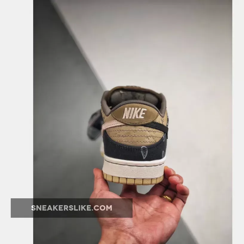 Travis Scott x Nike SB Dunk Low Black/Parachute Beige-Petra Brown - travis scott dunks low
